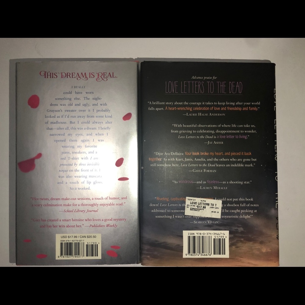 Book bundle - Picture 2 of 3